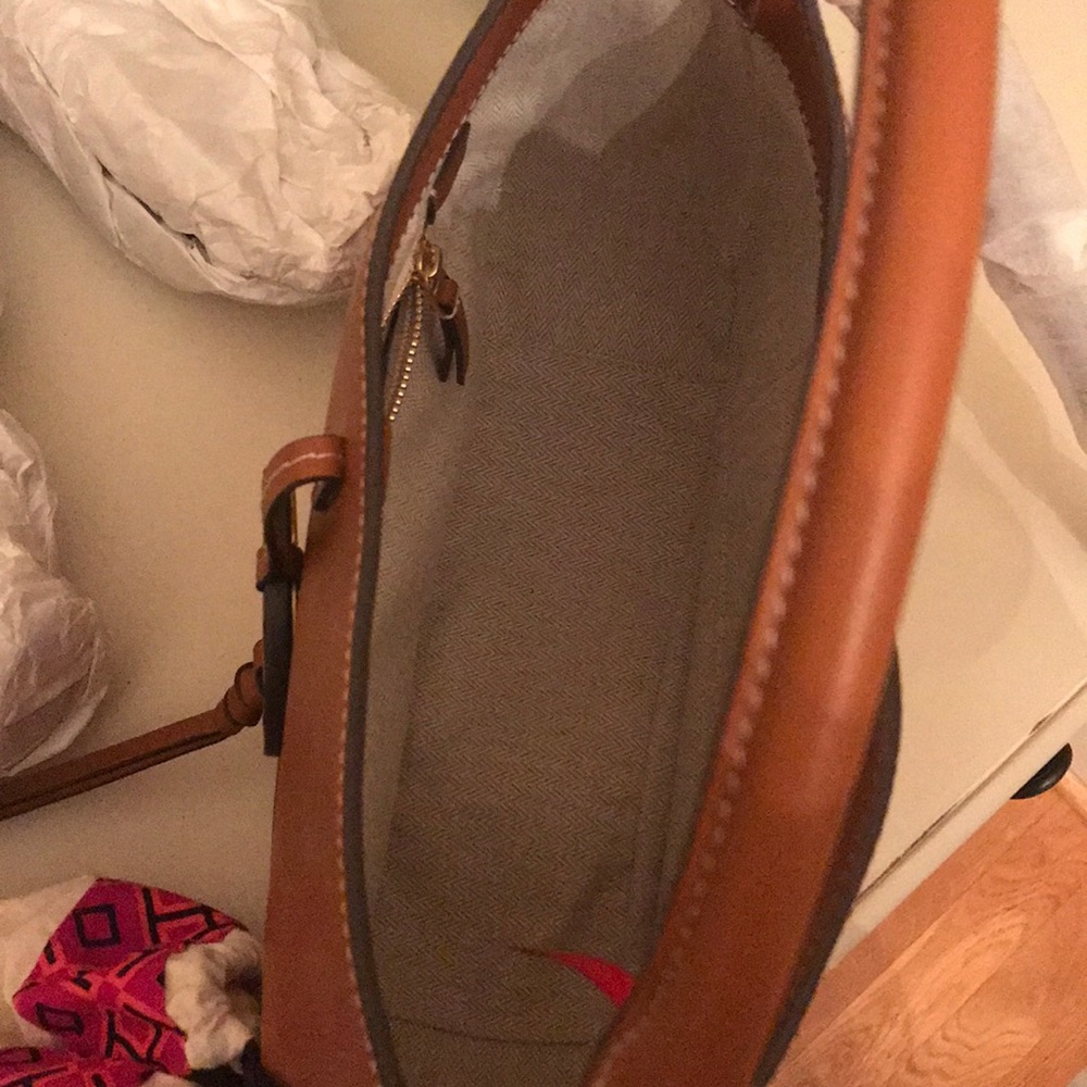 NEW Tory Burch Mini Miller Purse w/dust bag - Picture 10 of 10